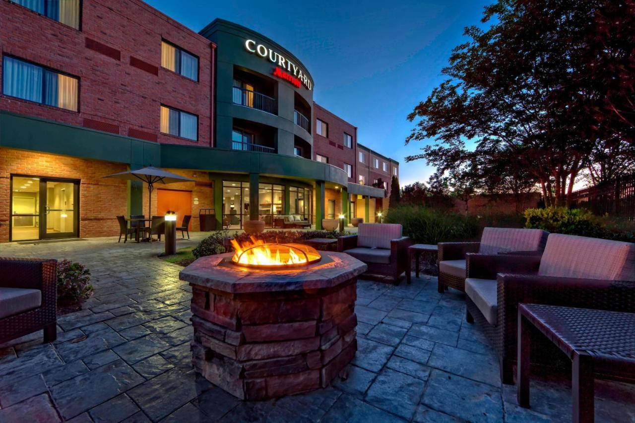 Hotel Courtyard By Marriott Memphis Southaven Exterior foto